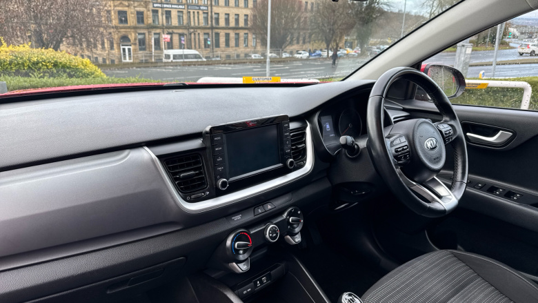 Kia Stonic 1.4 MPi 2 5dr Petrol Estate